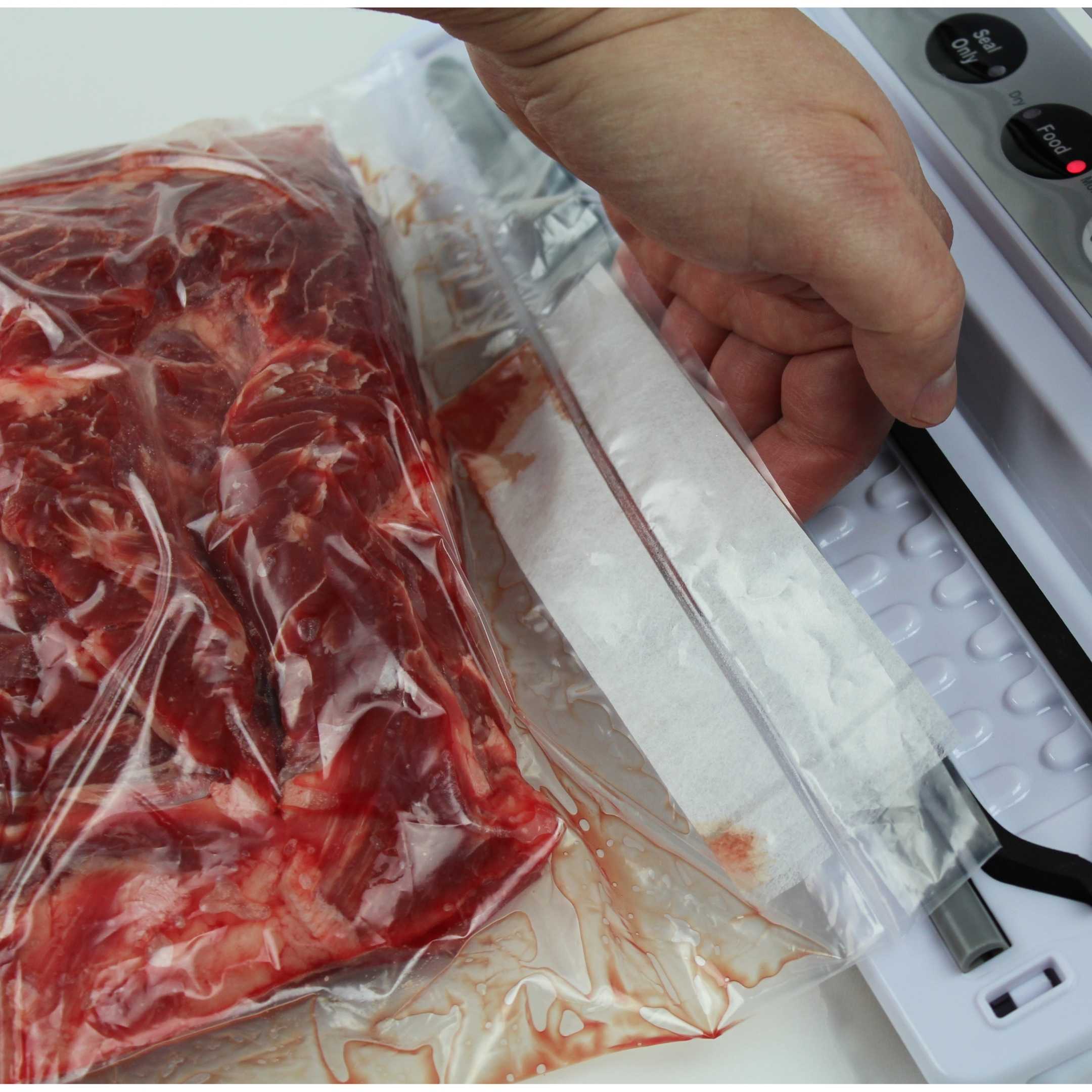 VacMouse vacuum aid strips for in UMai Dry aging bag
